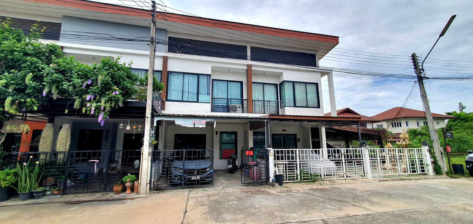 2-story townhouse, 20 sq m., 3 bedrooms, 2 bathrooms, 1 large hall, new condition, ready to move in. Mueang Suphan District Very cheap. – รูปที่ 2