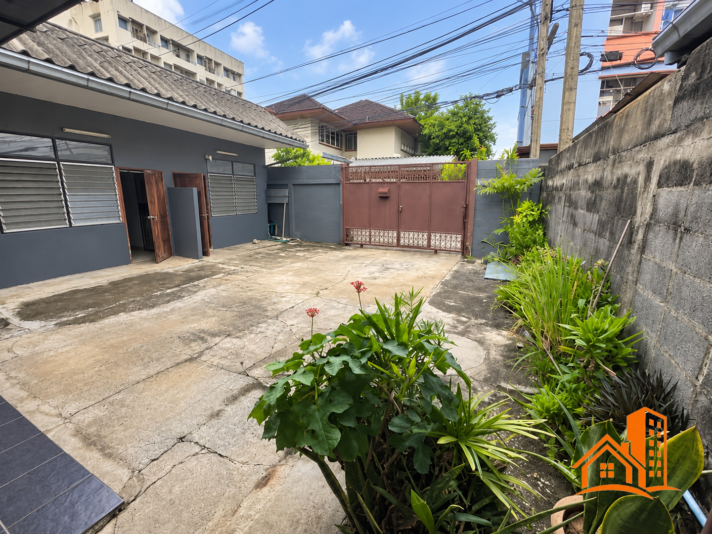 บ้าน 100 ตร.วา ซอยพหลโยธิน 65 เข้าออกได้ 3 ทาง – รูปที่ 2