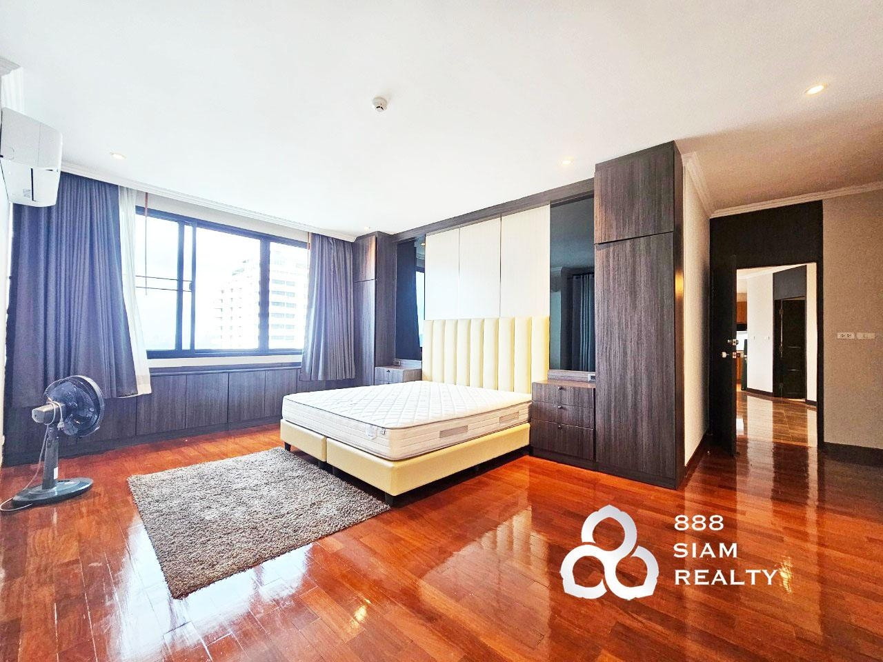Sale Condo Royal River Place (รอยัล ริเวอร์ เพลส) Type 2 Bedroom – รูปที่ 4