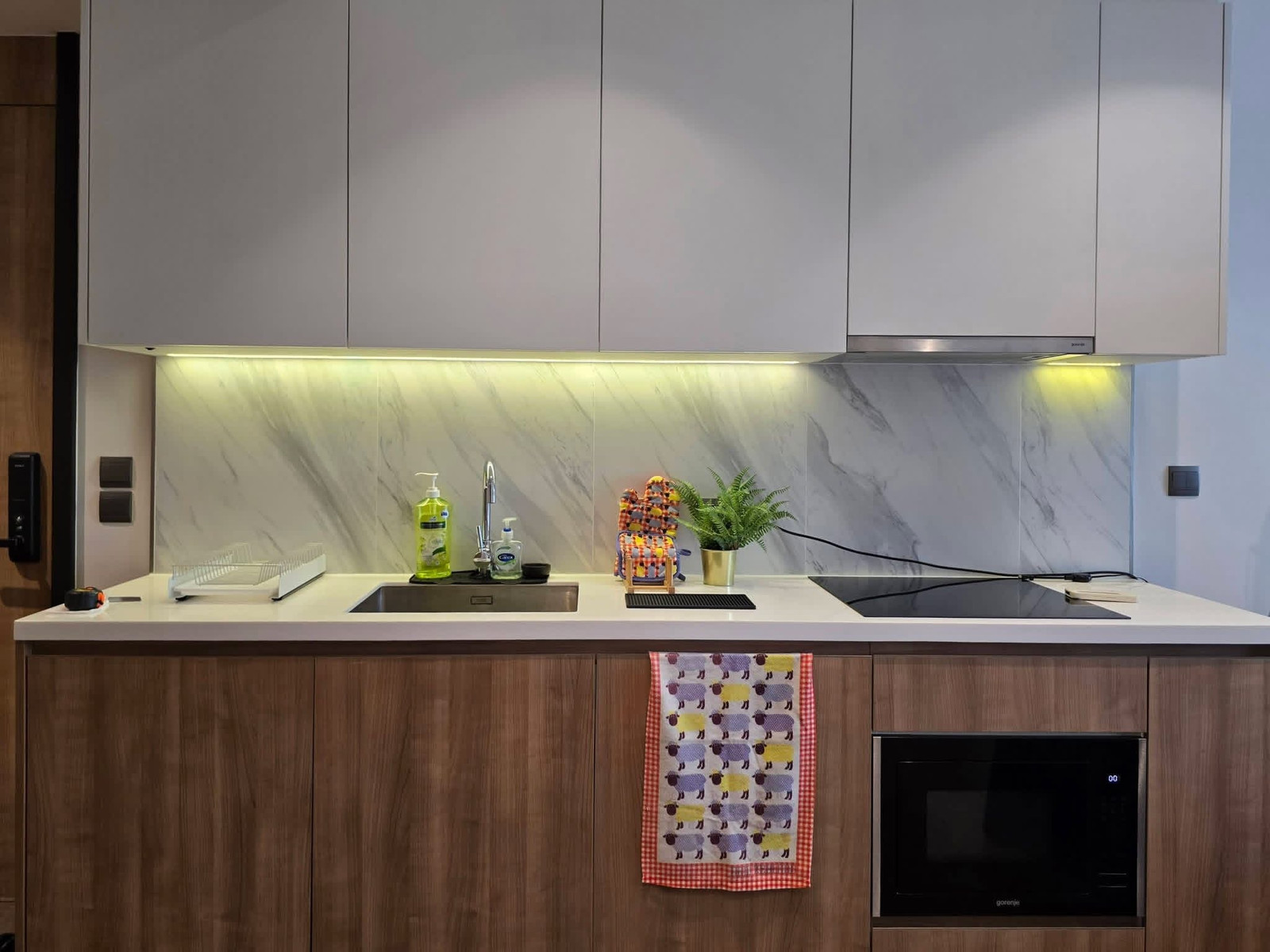  MUNIQ SUKHUMVIT 23 2 Bedrooms | 2 Bathrooms | 70 SQ.M. |  – รูปที่ 4