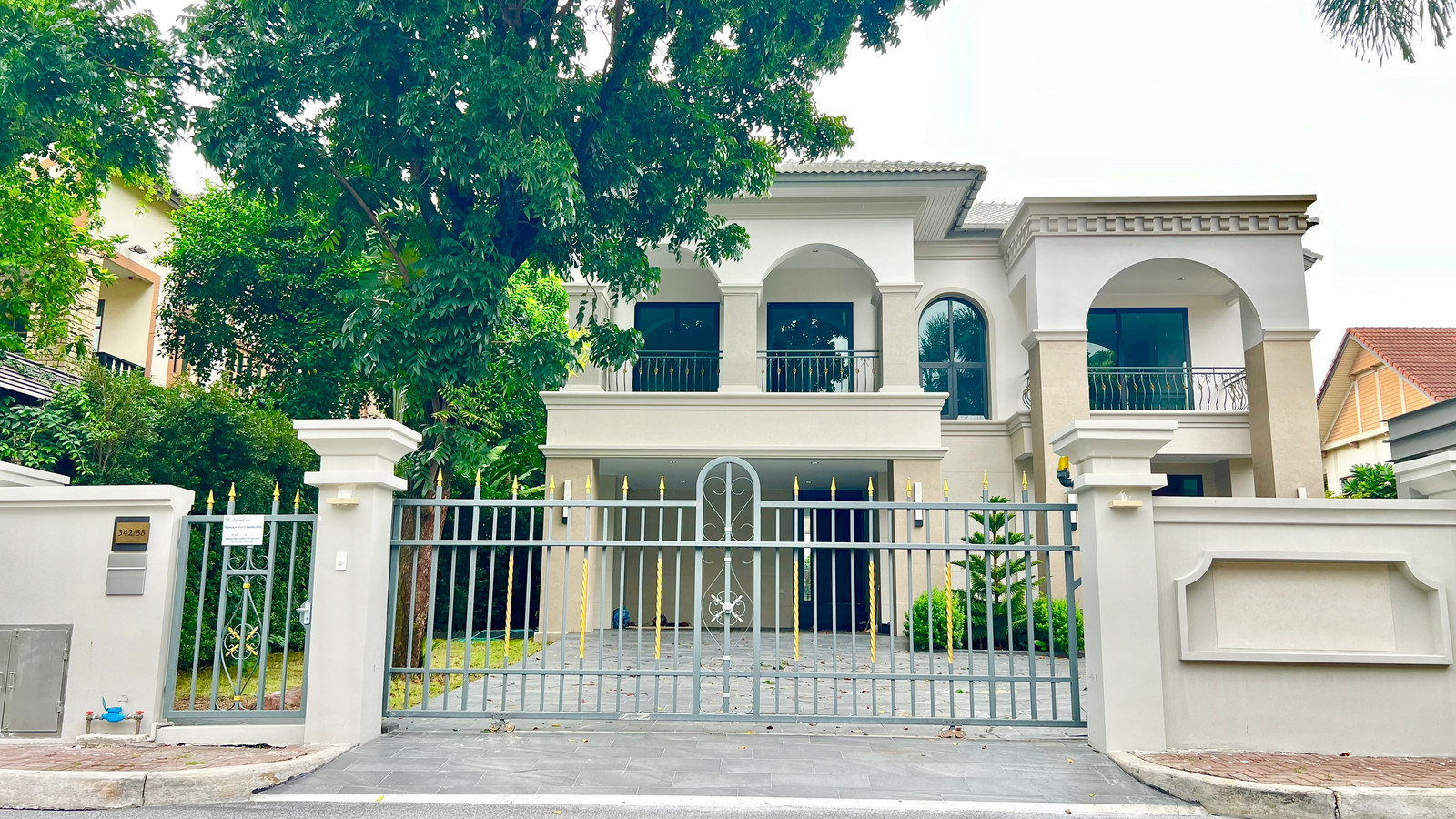 Single house for sale, Pruekpirom Regent Kaset-Nawamin, 186.8 sq m, house number 88, completely renovated, Luxury level from Q Houses. Single house for sale, Pruekpirom Regent Kaset-Nawamin, 186.8 sq m, house number 88, completely renovated, Luxury level from Q Houses.