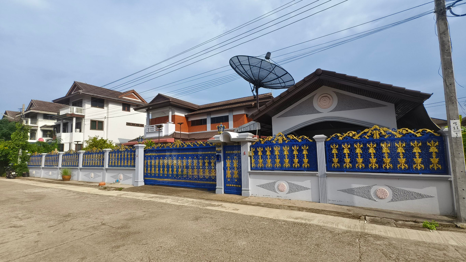 Large detached house for rent, area 160 sq m, 2 floors, 4 bedrooms, 3 bathrooms, Sinbodi Village 3, Soi Pracha Uthit 72- ER-210043 Large detached house for rent, area 160 sq m, 2 floors, 4 bedrooms, 3 bathrooms, Sinbodi Village 3, Soi Pracha Uthit 72- ER-210043