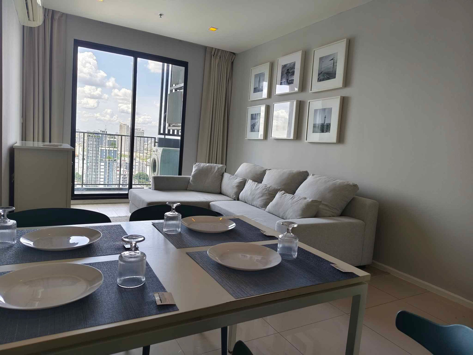 Quinn Condo รัชดา 17 2นอน2น้ำ 67 ตรม ชั้น 26 Quinn Condo รัชดา 17 2นอน2น้ำ 67 ตรม ชั้น 26