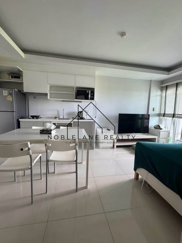 Double Lake | Condo for Sale with Tenant