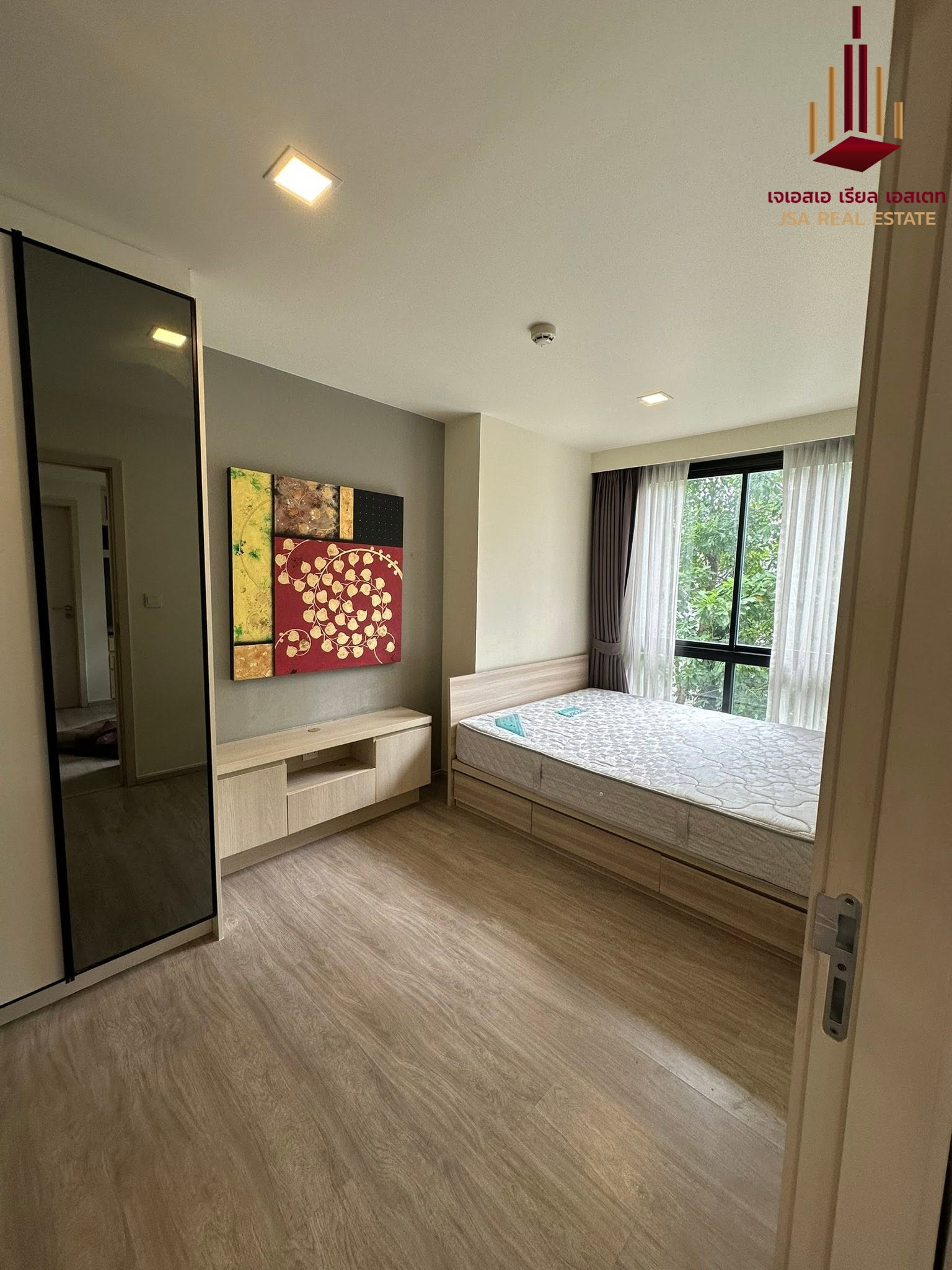 ✨ For Rent: Maestro 03 Ratchada -Rama 9 Condo ✨ 💰 Only 35,000 THB/month  