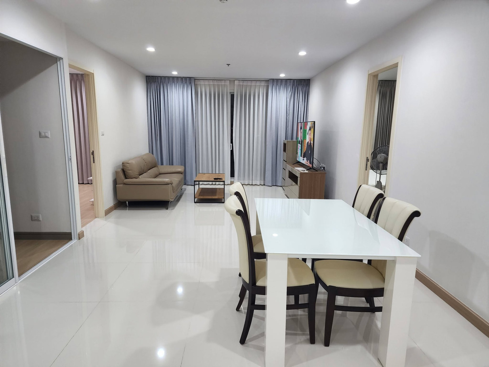 Supalai Riva Grande on Rama3, river view, 3 bedrooms, available and ready for rent.