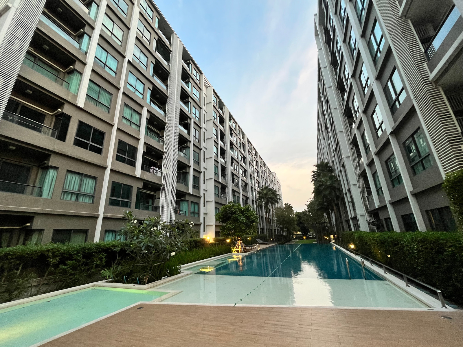 Urgent sale, Ease Condo 1, 3rd floor, Building B, Land and House Rama 2 project. Urgent sale, Ease Condo 1, 3rd floor, Building B, Land and House Rama 2 project.