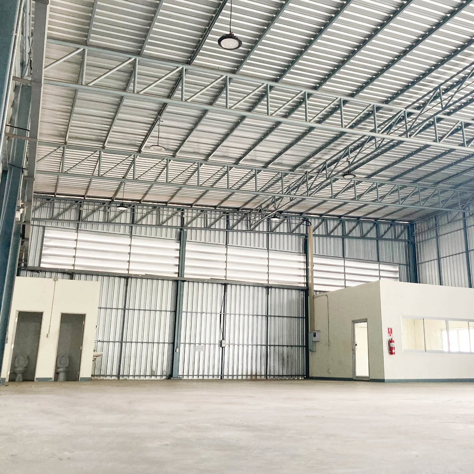 ปล่อยเช่า 📦 โกดัง ออฟฟิศ ขนาด 330 ตรม 🩷 ผังชมพู 📍 พนมสารคาม จ.ฉะเชิงเทรา – รูปที่ 2