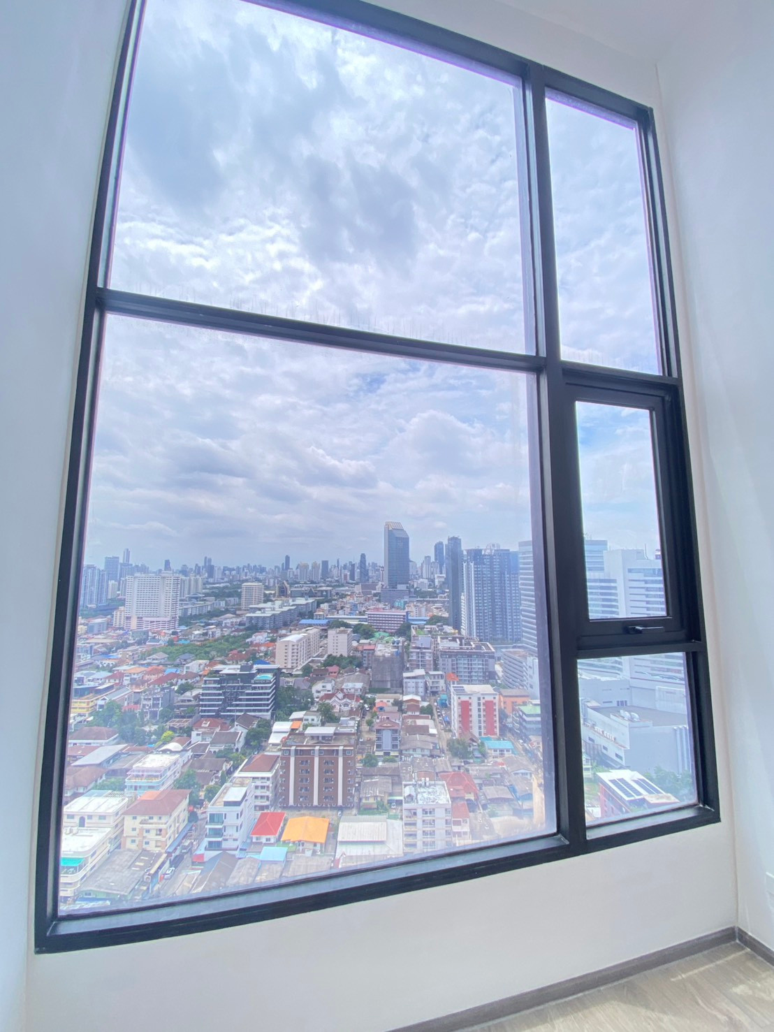 ✨ Rare Item ห้องมุม วิวโล่ง ชั้น 22 ! จัดเต็ม 2 ห้องนอน ทำเลใจกลางรัชดา – รูปที่ 4