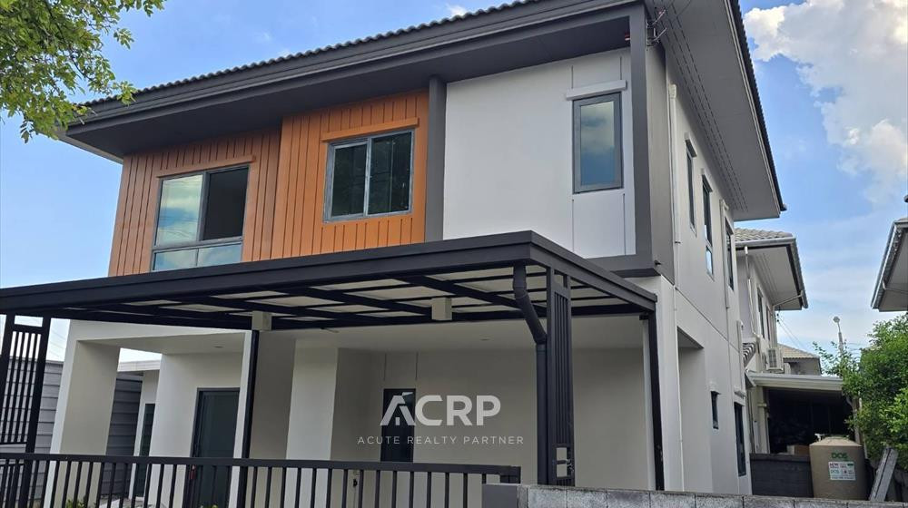 Bangna-Wongwaen Zone: Newly Renovated Corner Detached House with Expanded Space & Unblocked Field Vi ... Bangna-Wongwaen Zone: Newly Renovated Corner Detached House with Expanded Space & Unblocked Field Vi ...