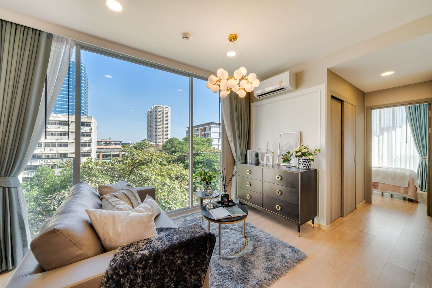 new unit in Thonglor 30.45 sqm 1 bed 1  bath, partly furnished  , luxury resort style. 