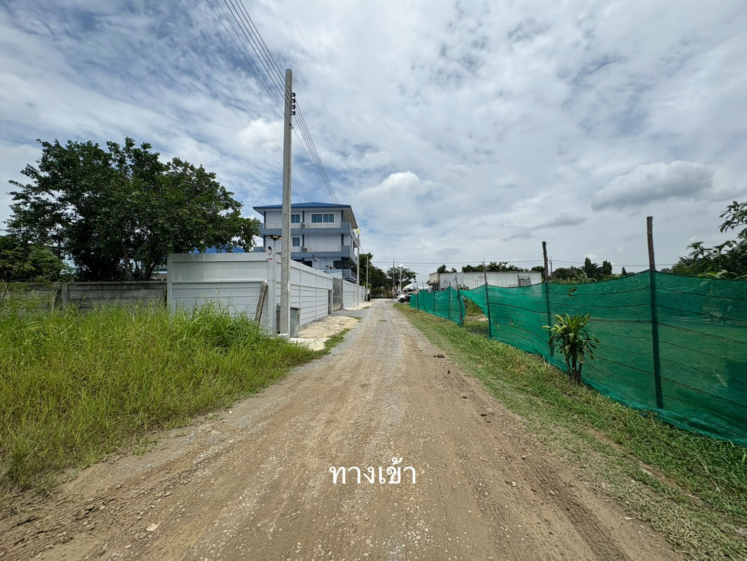 แปลงสวยหายาก เหมาะสร้างบ้านอยู่อาศัย!! ขายที่ดินเปล่า 90 ตรว. เลียบคลองทวีวัฒนา แหล่งอยู่อาศัยไม่แออัด ผังเมืองสีเขียว เข้าออกได้ทั้งถนนบรมราชชนนี และถนนศาลายา  ราคาพิเศษ!  – รูปที่ 3