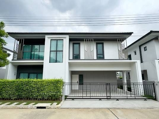 FOR RENT | PYVE Ramintra – Wongwaen บ้านเดี่ยวใหม่ บรรยากาศเงียบสงบ เป็นส่วนตัว 4 ห้องนอน 5 หัองน้ำ 