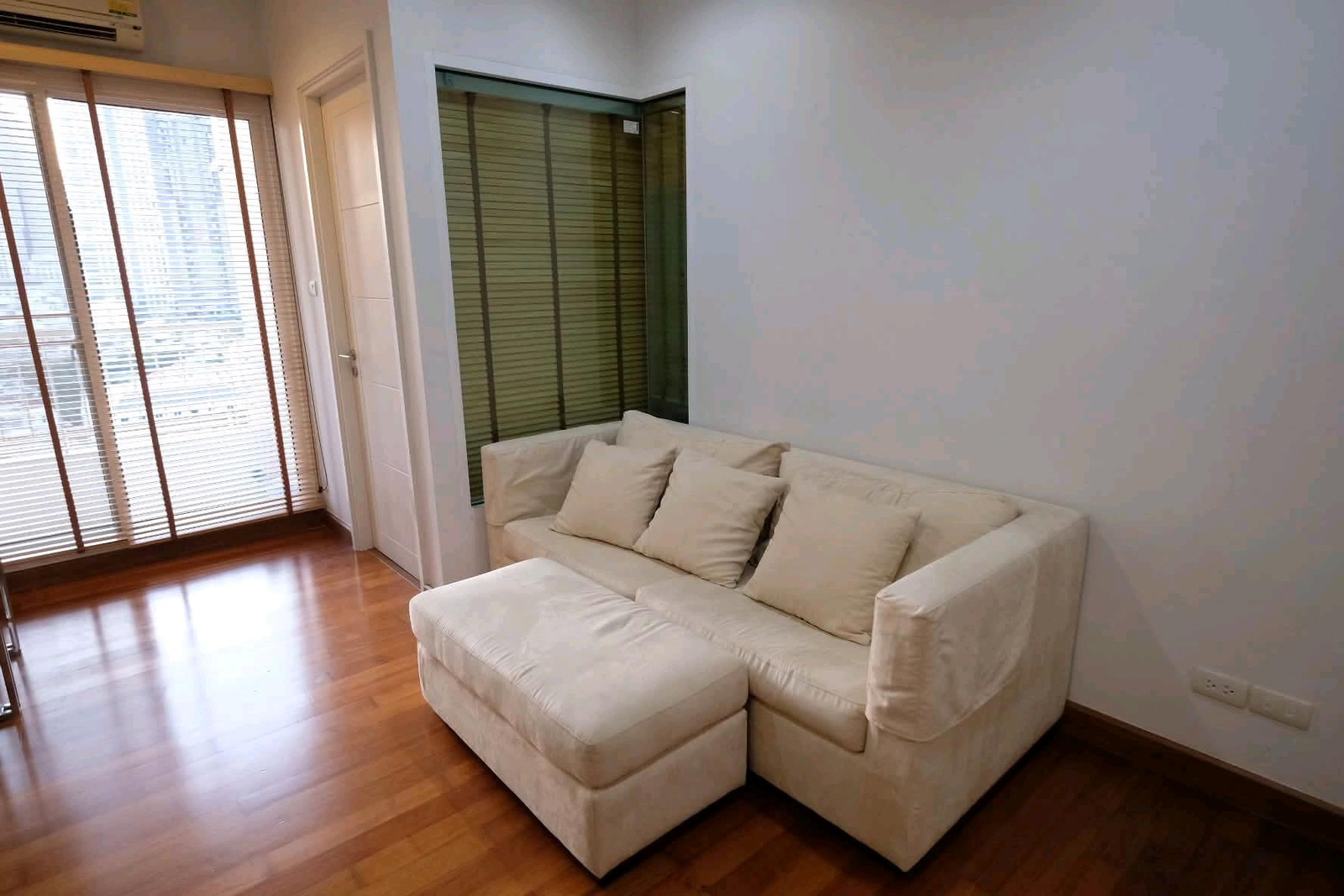 ✨ Newly renovated room in the heart of Sathorn | Walking distance to BTS St. Louis & BTS Chong Nonsi | Fully Furnished, ready to move in – รูปที่ 3