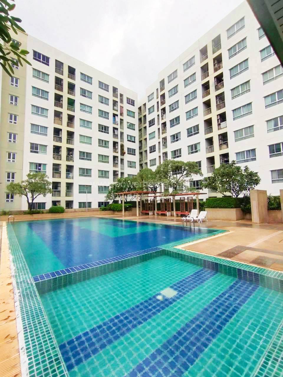 13-storey condominium, Lumpini Place Rama 8, good location near Central Pinklao. 13-storey condominium, Lumpini Place Rama 8, good location near Central Pinklao.
