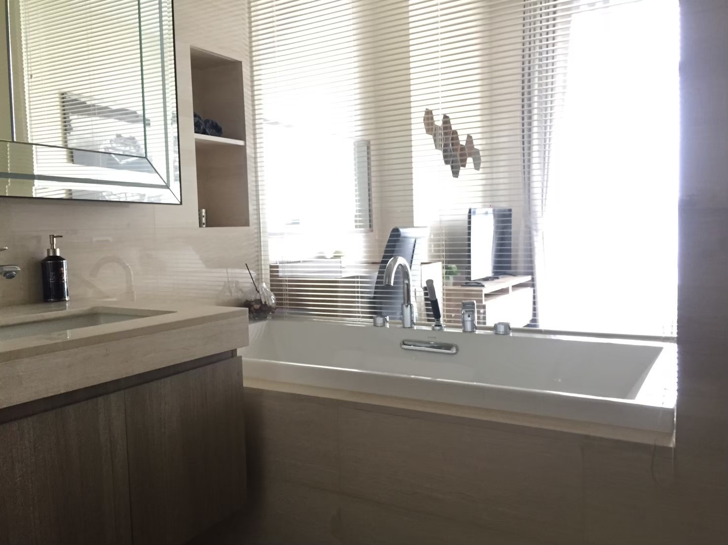 For rent condo the xxxix (The Thirty-nine) 51 Sq.m fully furnished new room (S15-21947) For rent condo the xxxix (The Thirty-nine) 51 Sq.m fully furnished new room (S15-21947)