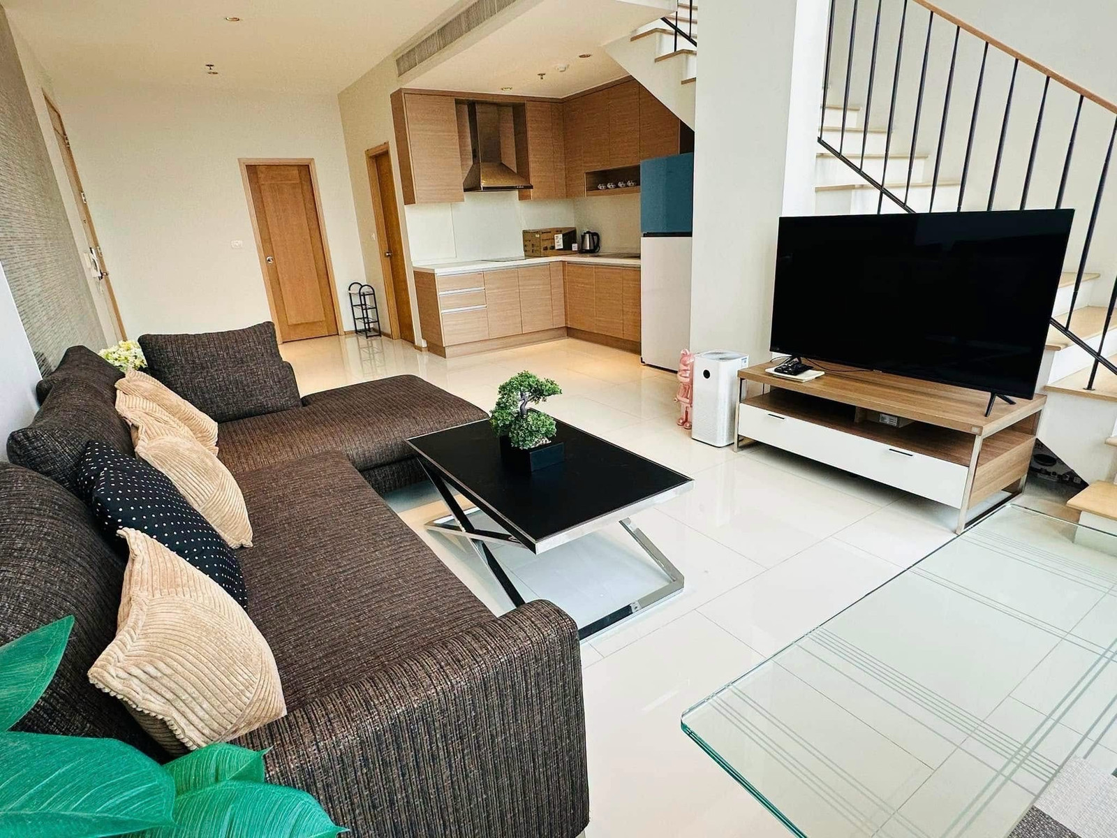 Condo The Emporio Place  . BTS Phromphong, Near Emporium & Emquatier . Duplex 1 bed  2 bath, river view , 83 sqm – รูปที่ 3