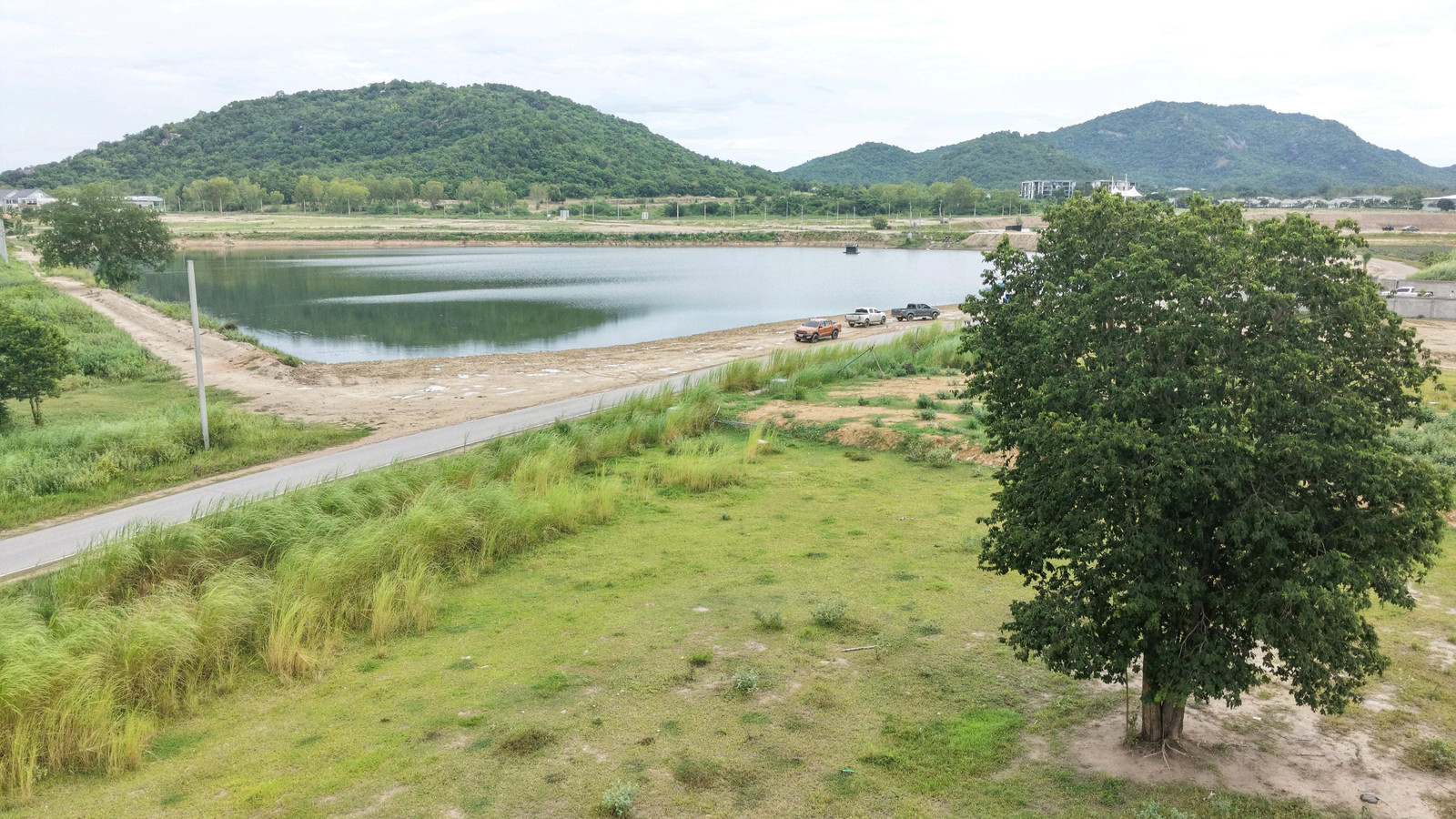 ที่ดินวิวเขาวิวสระน้ำขนาดใหญ่ใกล้สนามกอล์ฟ black mountain – รูปที่ 3