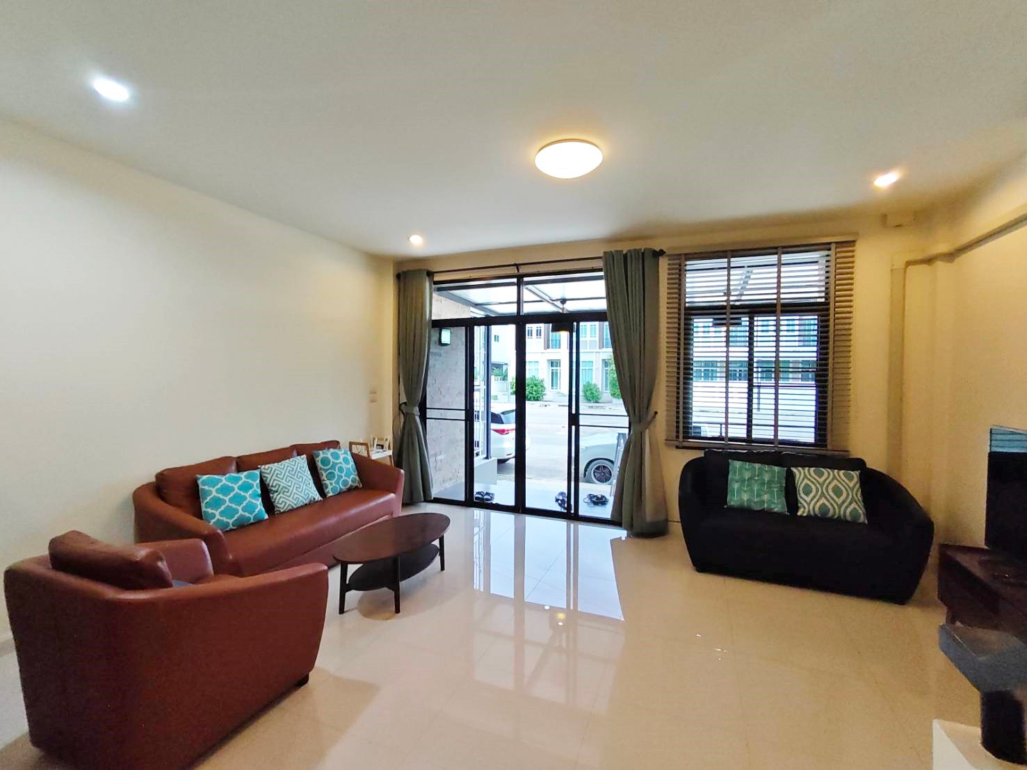 R1026 | 3-story townhome, Kulphan Ville 9, near Lanna International School and Kad Farang, townhome, mountain view, fully furnished. Usable area 218 sq m. – รูปที่ 2