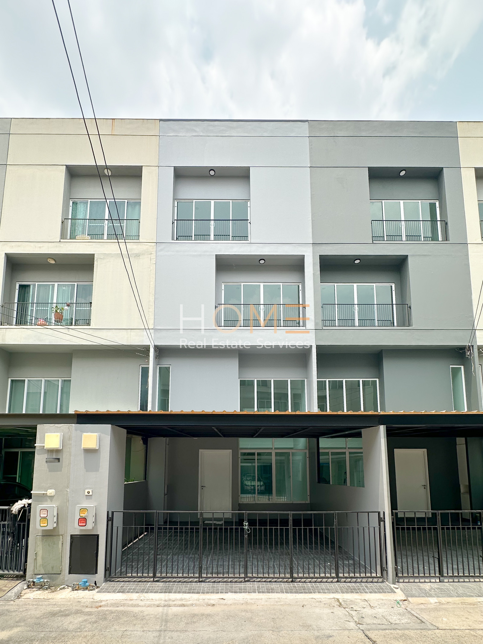 Patio Chaengwattana (Mueang Thong) / 3 Bedrooms (FOR SALE) BNS246