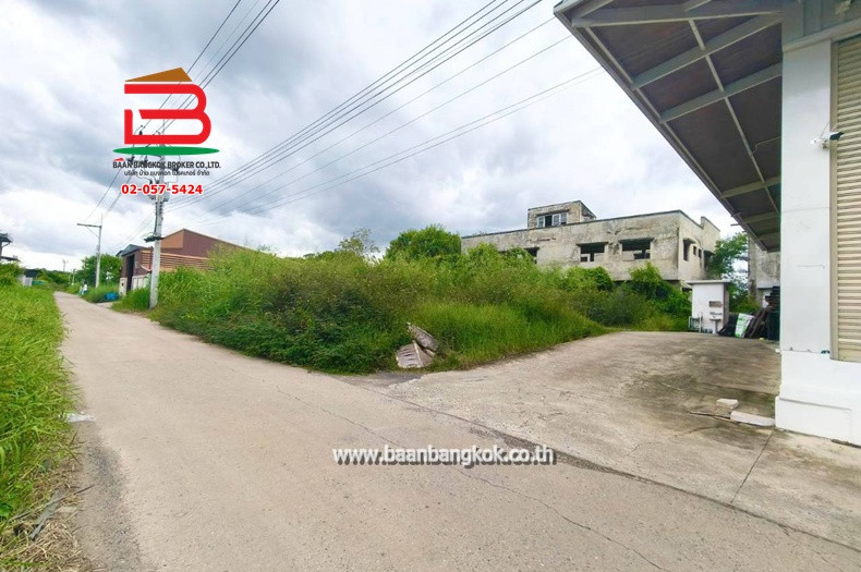 ที่ดินพร้อมโกดัง ซอยไสวประชาราษฏร์ 11 (ไสวเกลี้ยงขาว1) เนื้อที่ 184 ตรว. ตรงข้ามตลาด เอซี ลำลูกกาคลอง 4 ถนนไสวประชาราษฎร์ ตำบลบึงลาดสวาย อำเภอลำลูกกา จังหวัดปทุมธานี – รูปที่ 2