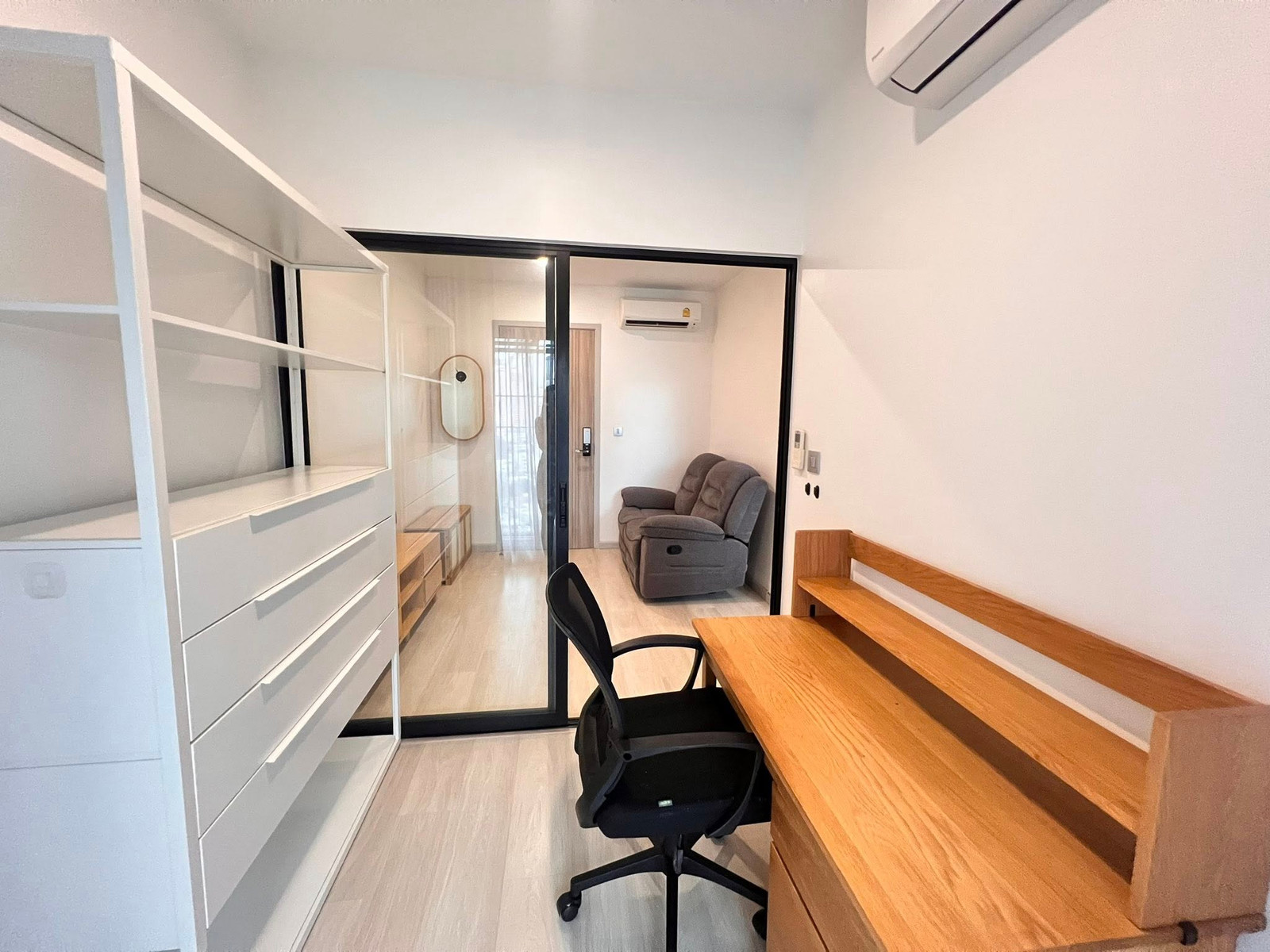 ให้เช่า – 1 ห้องนอน พลัสห้องทำงาน ใกล้สาทร ที่ ไนท์บริดจ์ ไพรม์ สาทร – รูปที่ 2