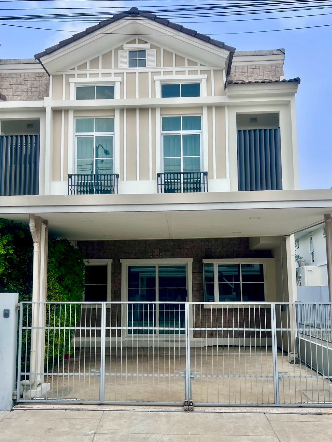 🔥For Rent 35,000 บาท/เดือน🔥 ให้เช่า บ้านทาวน์เฮาส์ 2 ชั้น หลังมุม โครงการ Villaggio 2 ศรีนครินทร์-บางนา (ตกแต่งสไตล์มินิมอล) คุมโทน บ้านแต่งสวยพร้อมอยู่ พร้อมเครื่องใช้ไฟฟ้าและเฟอร์นิเจอร์ครบ ✨ 🔥For Rent 35,000 บาท/เดือน🔥 ให้เช่า บ้านทาวน์เฮาส์ 2 ชั้น หลังมุม โครงการ Villaggio 2 ศรีนครินทร์-บางนา (ตกแต่งสไตล์มินิมอล) คุมโทน บ้านแต่งสวยพร้อมอยู่ พร้อมเครื่องใช้ไฟฟ้าและเฟอร์นิเจอร์ครบ ✨
