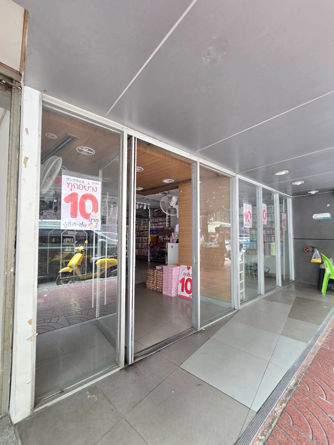 🟢 Commercial building for rent, 2 floors, width 2 units (former Kasikorn Bank branch), usable area 234 sq m, newly renovated, outstanding storefront. (Location: Ratchawong Road, near Songwat, Sampeng & Yaowarat) – รูปที่ 2