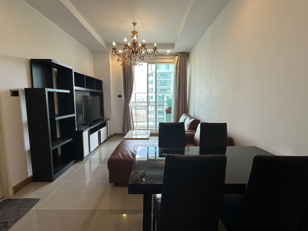 Condo for rent, Supalai Wellington, 46 sq m, 15th floor, pool view, fully furnished, ready to move in, near MRT Cultural Center.