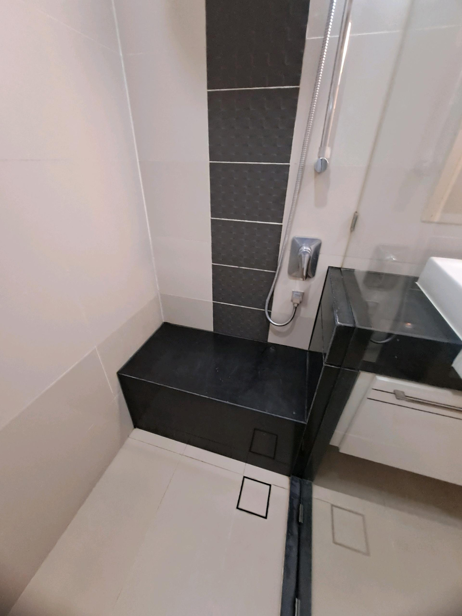 For sell Supalai premier asoke 1 bedroom 50.5 sq fully furnished For sell Supalai premier asoke 1 bedroom 50.5 sq fully furnished