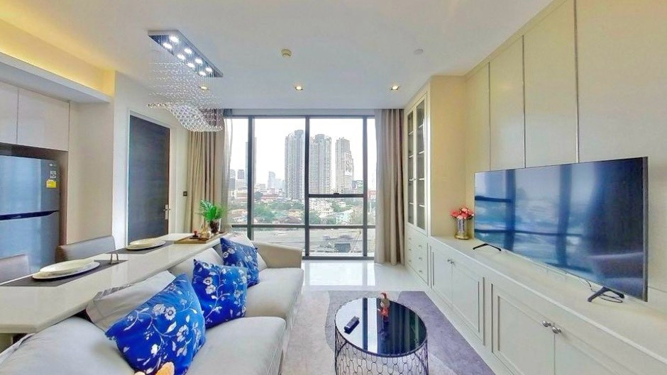 ✨📣 𝐅𝐨𝐫 𝐑𝐞𝐧𝐭!!! ◆ 𝐓𝐡𝐞 𝐁𝐚𝐧𝐠𝐤𝐨𝐤 𝐒𝐚𝐭𝐡𝐨𝐫𝐧. 1 Bedroom 1 Bathroom - Usable area 64 SQ.M. …𝗔𝘃𝗮𝗶𝗹𝗮𝗯𝗹𝗲 𝗡𝗼𝘄!!! ☎️ 𝟬𝟲𝟮-𝟲𝟵𝟰𝟭𝟳𝟵𝟰 ✨📣 𝐅𝐨𝐫 𝐑𝐞𝐧𝐭!!! ◆ 𝐓𝐡𝐞 𝐁𝐚𝐧𝐠𝐤𝐨𝐤 𝐒𝐚𝐭𝐡𝐨𝐫𝐧. 1 Bedroom 1 Bathroom - Usable area 64 SQ.M. …𝗔𝘃𝗮𝗶𝗹𝗮𝗯𝗹𝗲 𝗡𝗼𝘄!!! ☎️ 𝟬𝟲𝟮-𝟲𝟵𝟰𝟭𝟳𝟵𝟰