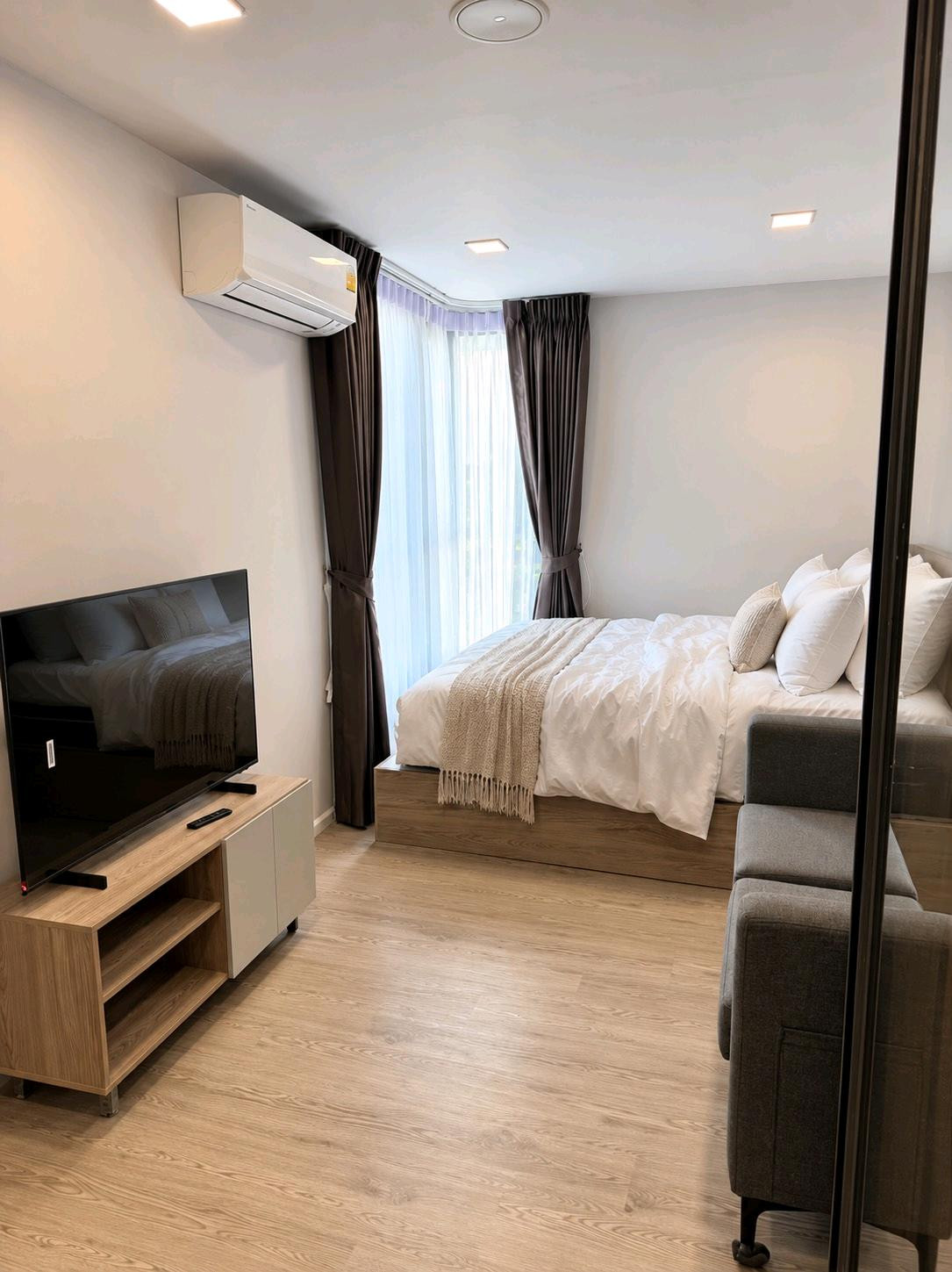 🏙️ For rent 𝗞𝗔𝗩𝗘 𝗧𝗢𝗪𝗡 𝗖𝗢𝗟𝗢𝗡𝗬 | 𝗘𝗫𝗖𝗟𝗨𝗦𝗜𝗩𝗘 (1-Bed) | 21.10 sq m | Building D, 3rd floor | Near the elevator | Ready to move in at the beginning of Oct.
