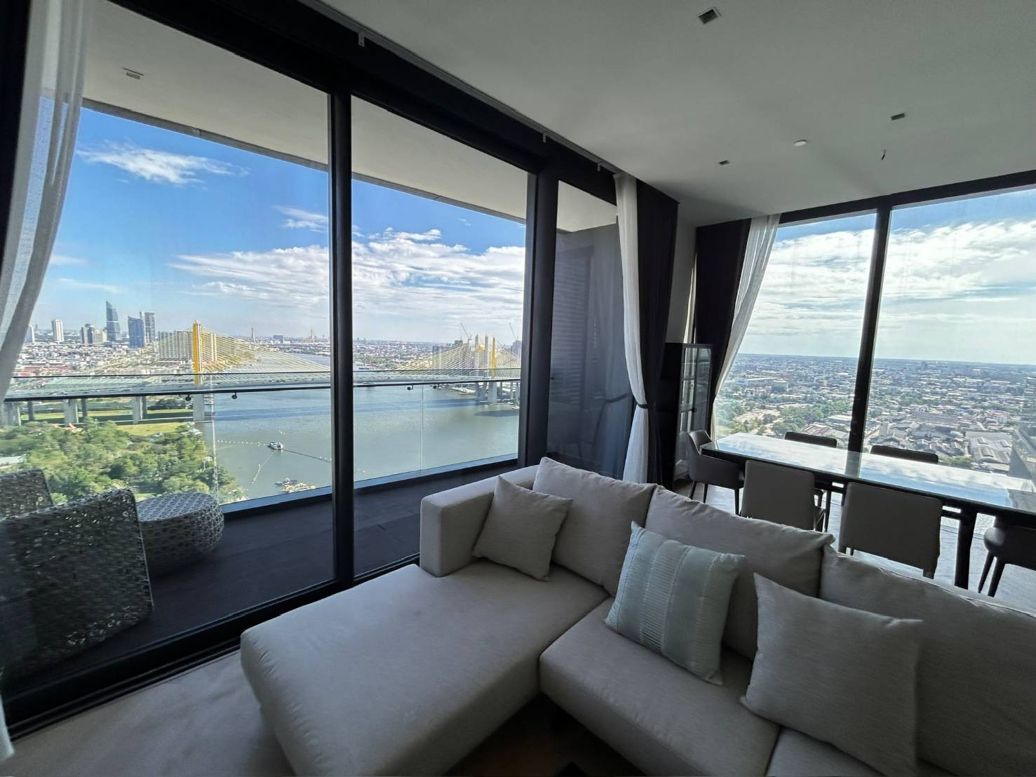 Canayapa Residence for sell 15,200,000 MB ห้องสวย ราคาดี พร้อมขาย Canayapa Residence for sell 15,200,000 MB ห้องสวย ราคาดี พร้อมขาย