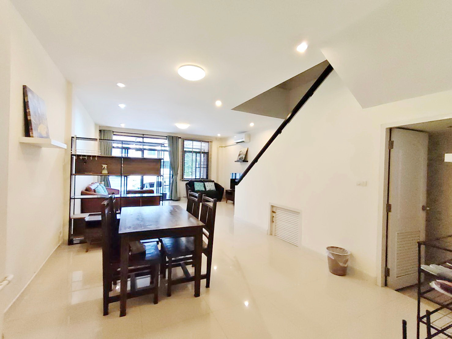R1026 | 3-story townhome, Kulphan Ville 9, near Lanna International School and Kad Farang, townhome, mountain view, fully furnished. Usable area 218 sq m. – รูปที่ 4