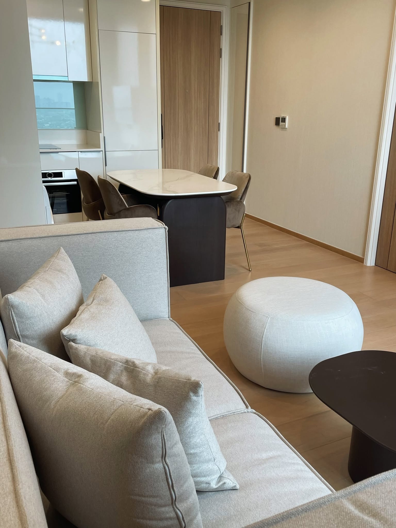High-floor 1-bedroom residence at ANIL Sathorn 12 – รูปที่ 2