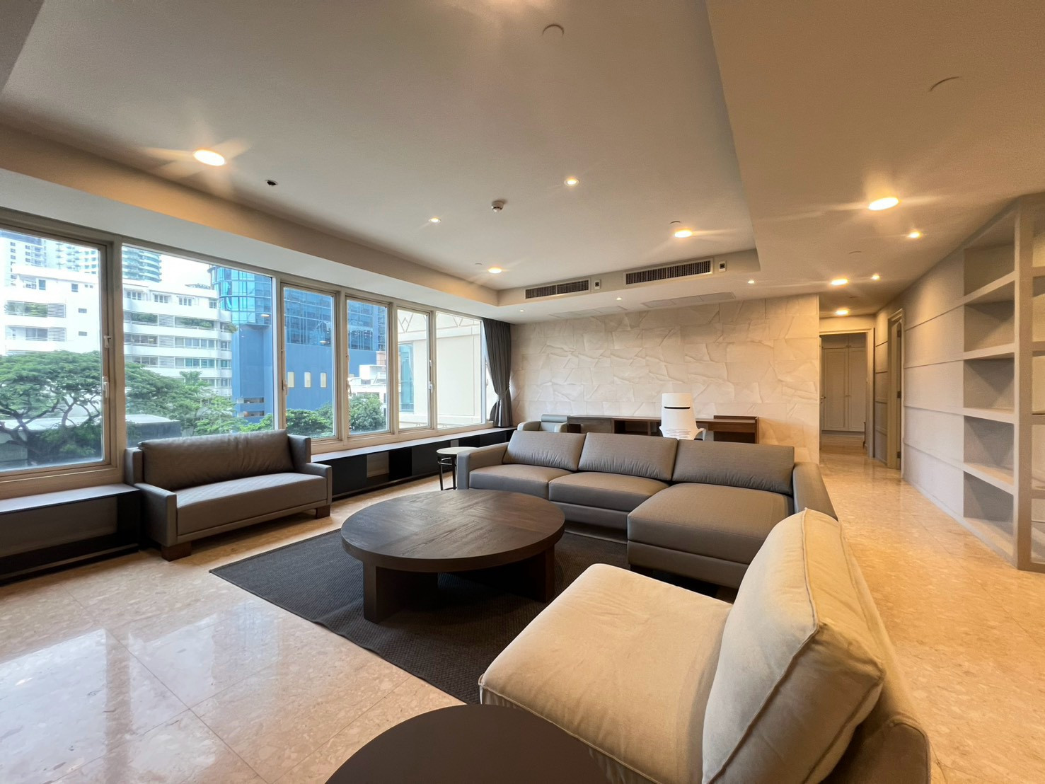 FOR RENT at Hampton Thonglor 10, 4 Beds &amp; 4 Baths, 232 Sqm, 95,000 baht 