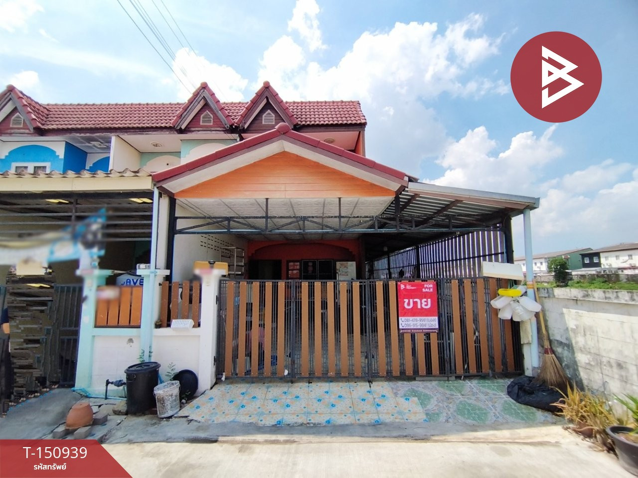 Townhouse for sale Chatnarong Villa Village 5, Lam Luk Ka, Pathum Thani