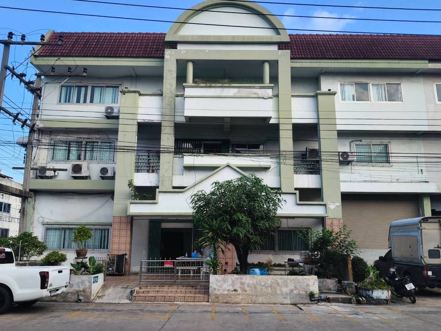 Selling very cheap!! Factory, warehouse, home office, 260 sq m, prime location in the Factory Land 1 project, Phutthamonthon Sai 5.