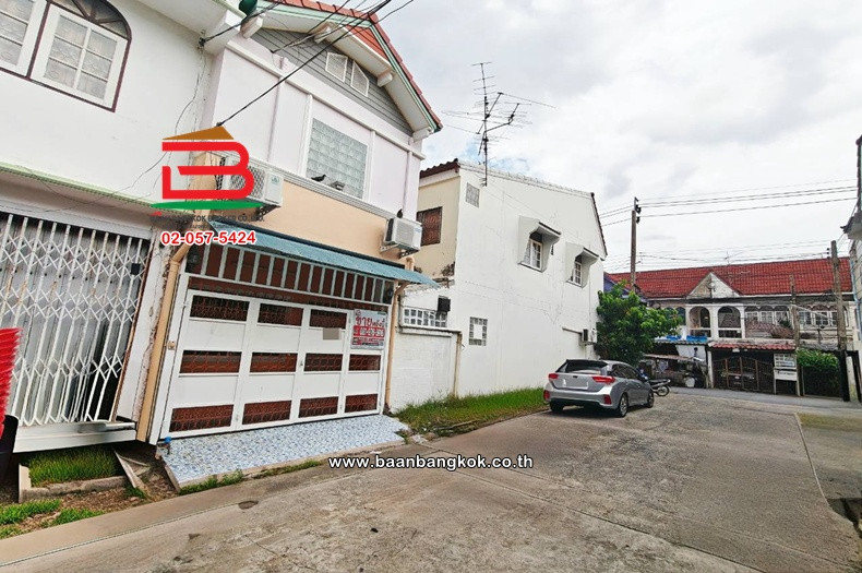 ทาวน์เฮาส์ 2 ชั้น เนื้อที่ 16 ตร.ว. ซอยลาดพร้าว 87 แยก 3 (จันทราสุข), ใกล้ BTS ลาดพร้าว 83 ถนนลาดพร้าว แขวงคลองเจ้าคุณสิงห์ เขตวังทองหลาง – รูปที่ 3