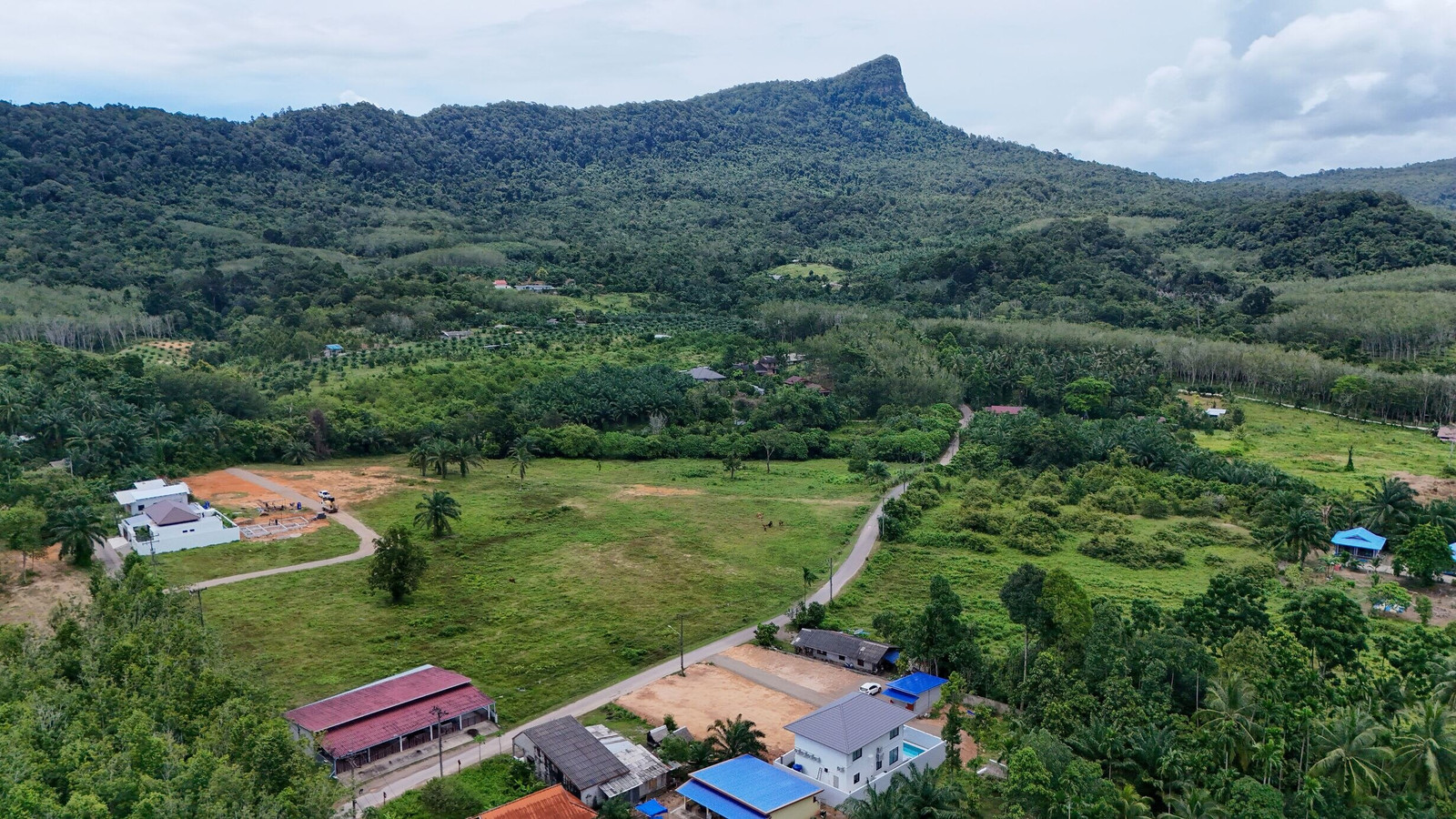 Pool Villa Ao Nang — Luxury 5-Bedroom Pool Villa for Up to 12 Guests – รูปที่ 3