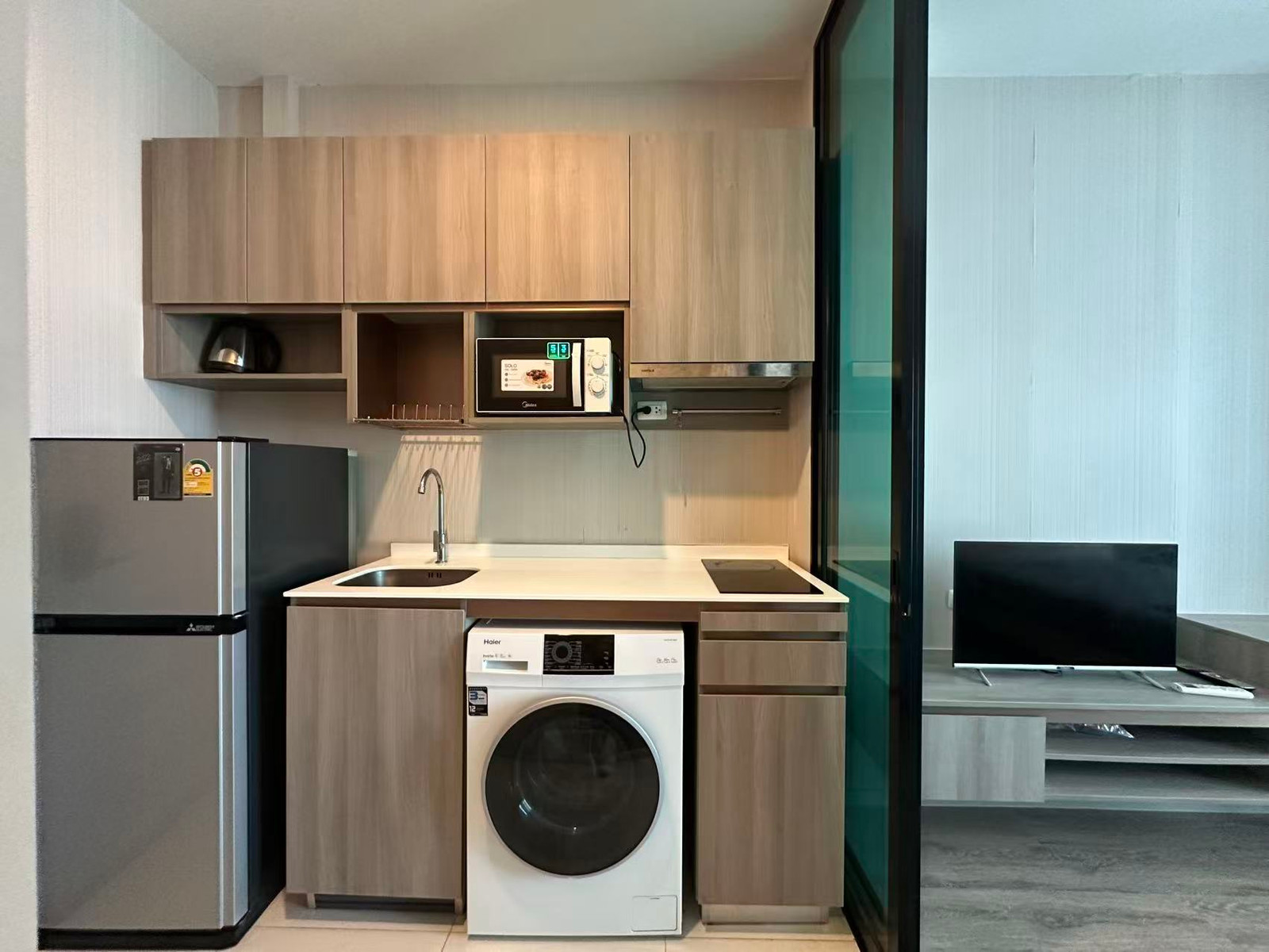 KnightBridge Collage Ramkamhaeng, 23sqm, 1b1b, 9500.- Tel/Line: 0637846509