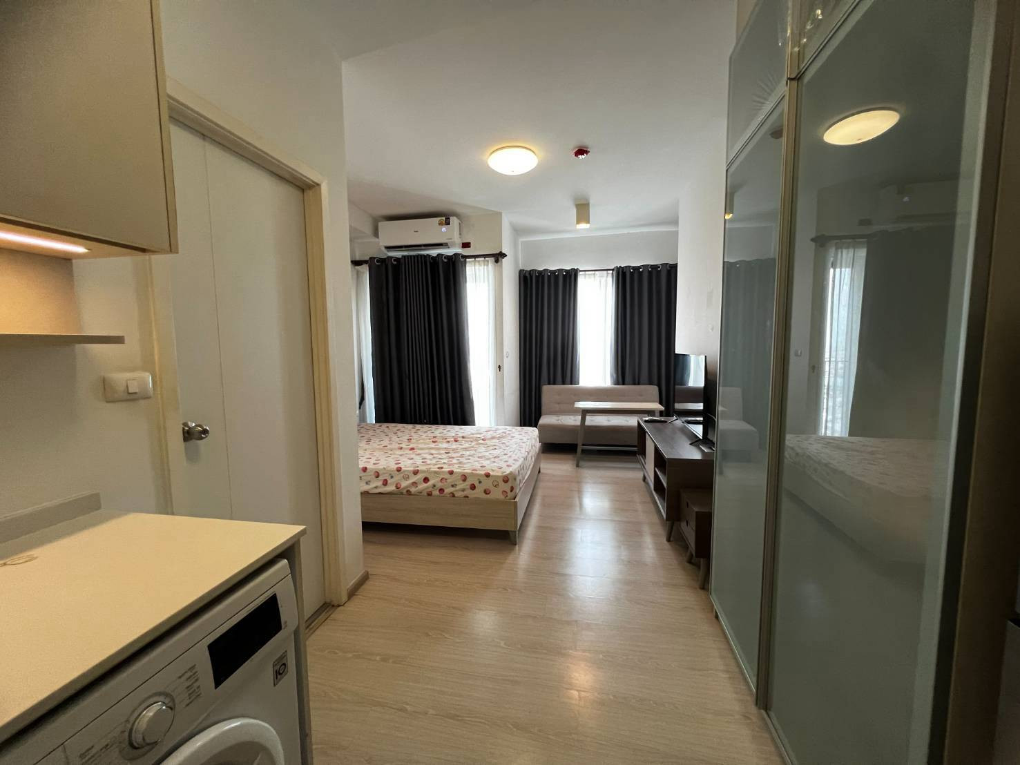 Condo for rent Chapter One Eco Huai Khwang-Ratchada_ 0968522574