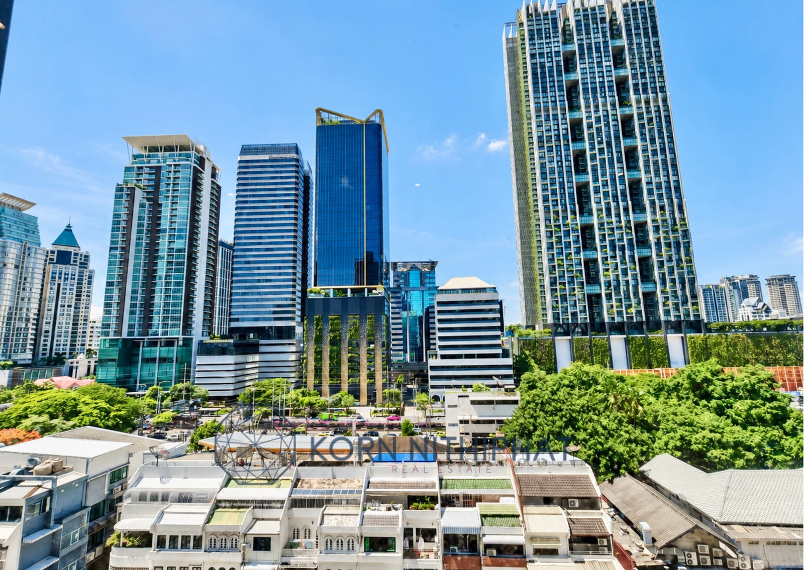 FOR RENT ROMM CONVENT LUXURY CONDOMINIUM IN SILOM BANGKOK - THAILAND