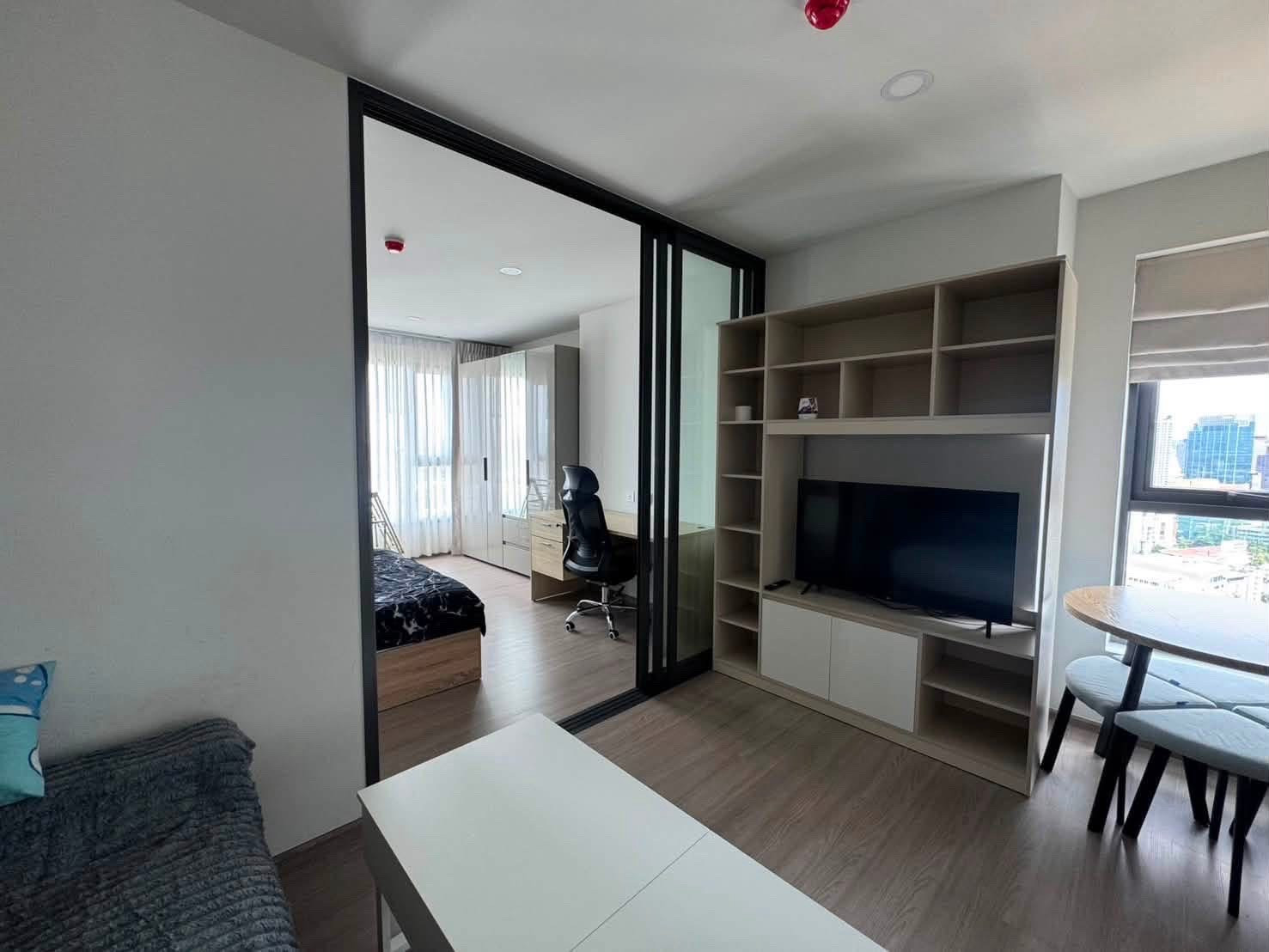 For rent 🔥🔥Aspire Sukhumvit Rama4 พร้อมอยู่ 🫶🏻 ห้องมุม วิวสวย 2 ทิศ ทิศเหนือและทิศตะวันตก  – รูปที่ 3