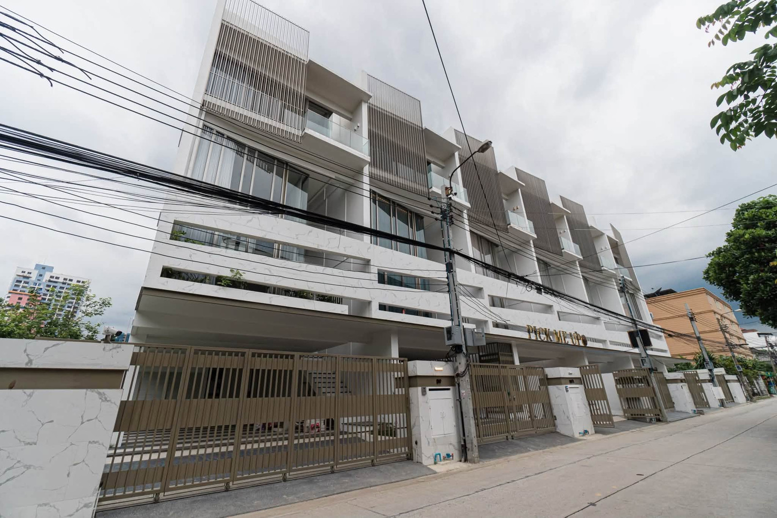 For Rent Sale LUXE 35 Luxury Townhome 3BR 400 sqm 4 Floors For Rent Sale LUXE 35 Luxury Townhome 3BR 400 sqm 4 Floors