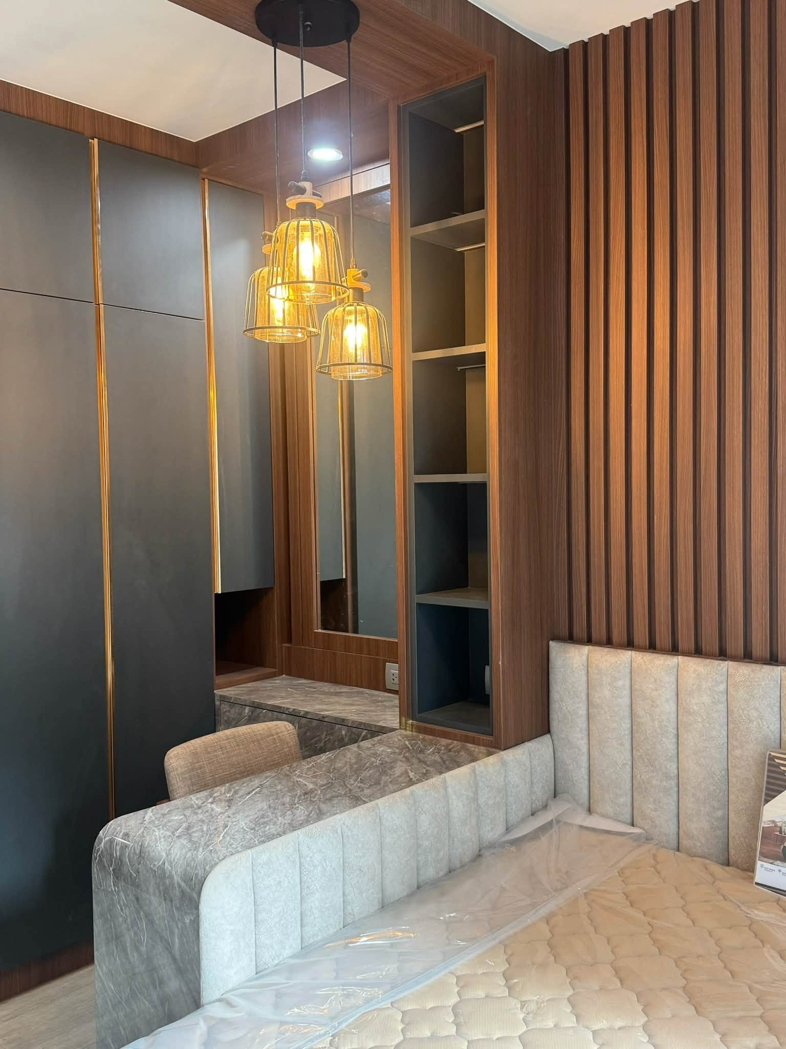🏙️ For rent Life Asoke Rama 9 — 37th floor, Baiyoke building view 🎉
