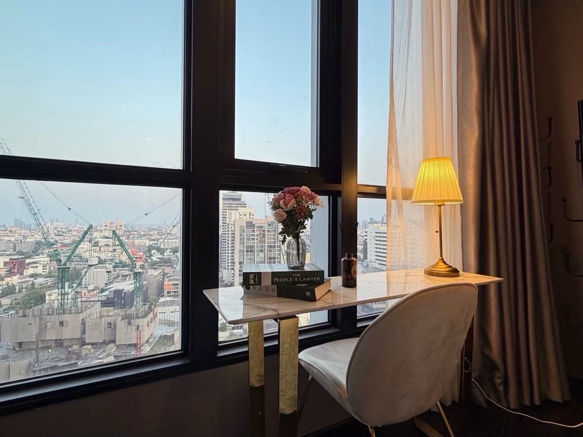 ✨ Luxury Condo for Rent | Thonglor – Move in Now ✨  Experience premium living at Park Origin Thonglor 1 bed 33 ตร.ม ชั้น 22 ราคา 30,000 บาท ต่อเดือน  – รูปที่ 2