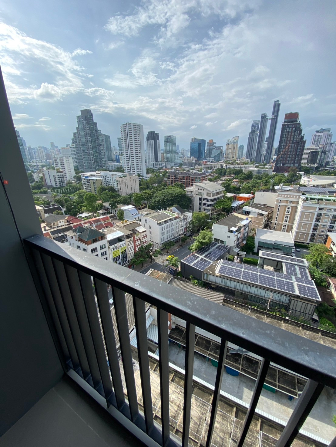 𝙋𝙚𝙩 𝙛𝙧𝙞𝙚𝙣𝙙𝙡𝙮 𝙘𝙤𝙣𝙙𝙤🐱 for rent in heart of Ekkamai, near BTS Ekkamai and many community malls  – รูปที่ 2