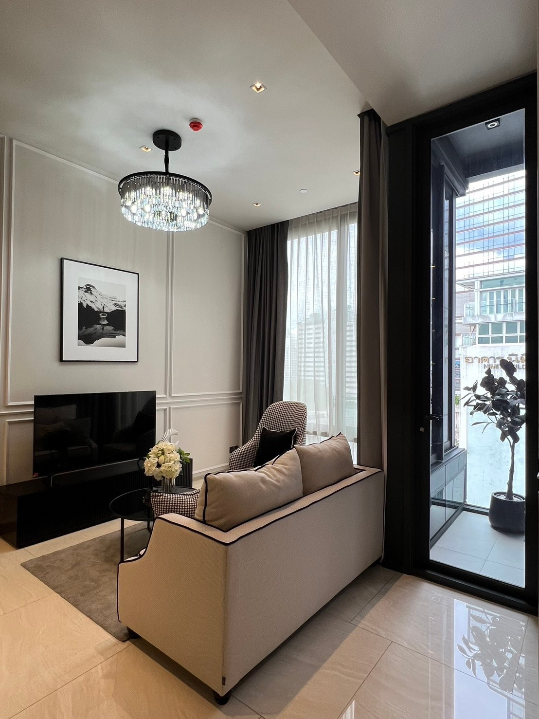 ✨ 2 ห้องนอน | ห้องกว้าง ฟังก์ชันครบ บนทำเลสีลม 📍 Ashton Silom – รูปที่ 3