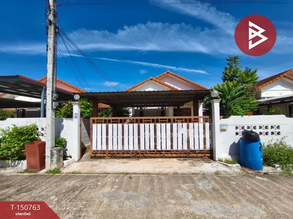 Single house for sale Montri Chalada Village, Lat Yai, Samut Songkhram